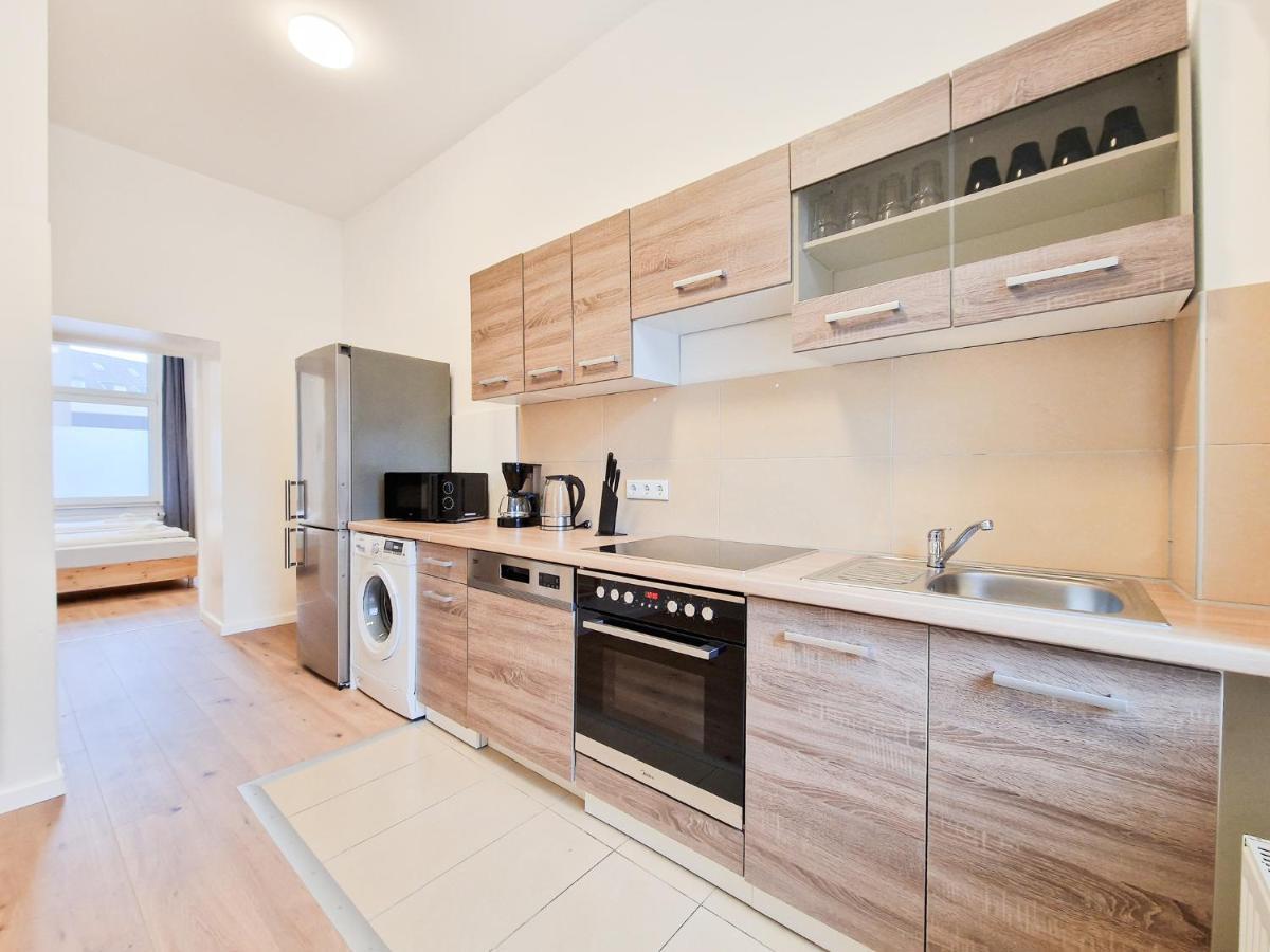 Raj Living - 1 Or 4 Room Apartments - 15 Min To Messe Dus - 10 Min Old Town Dus Dusseldorf Luaran gambar
