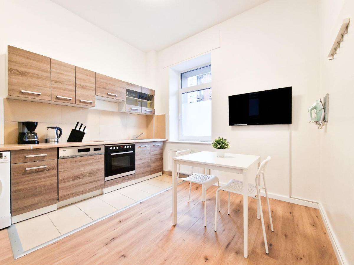 Raj Living - 1 Or 4 Room Apartments - 15 Min To Messe Dus - 10 Min Old Town Dus Dusseldorf Luaran gambar